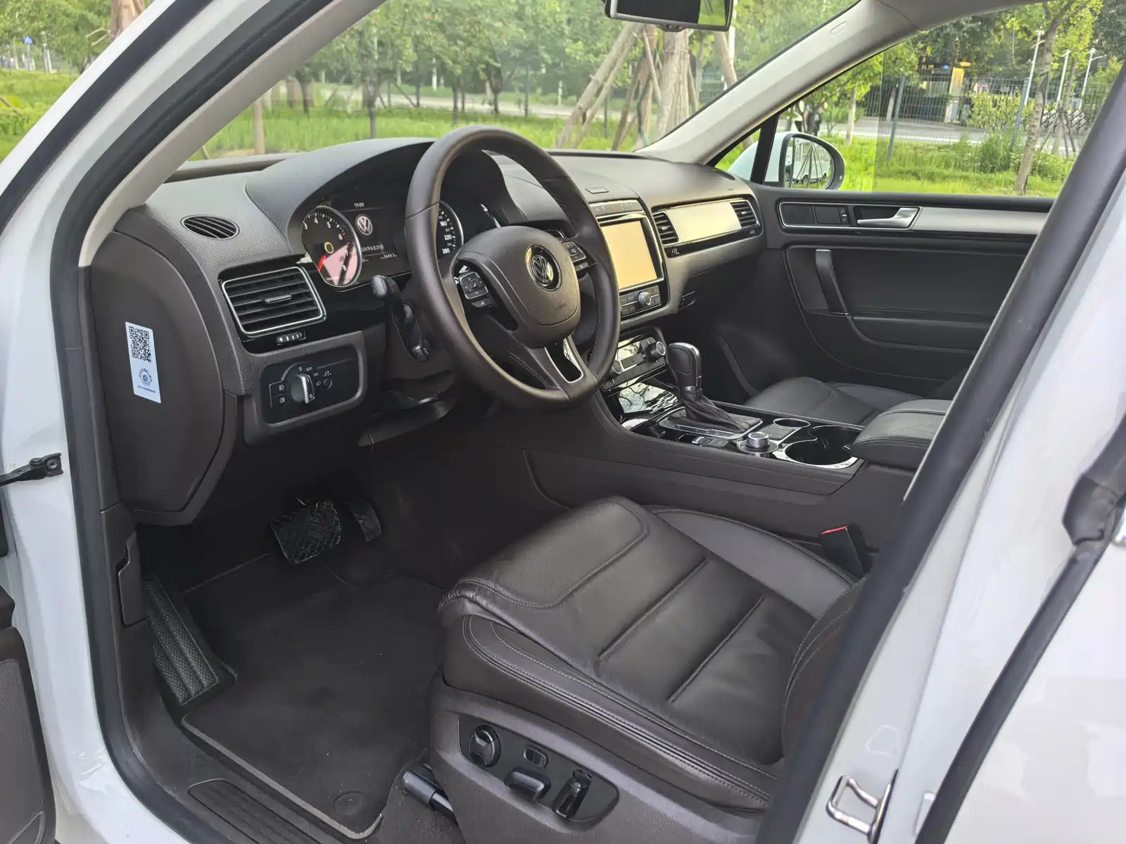 Фото 8 - Volkswagen Touareg