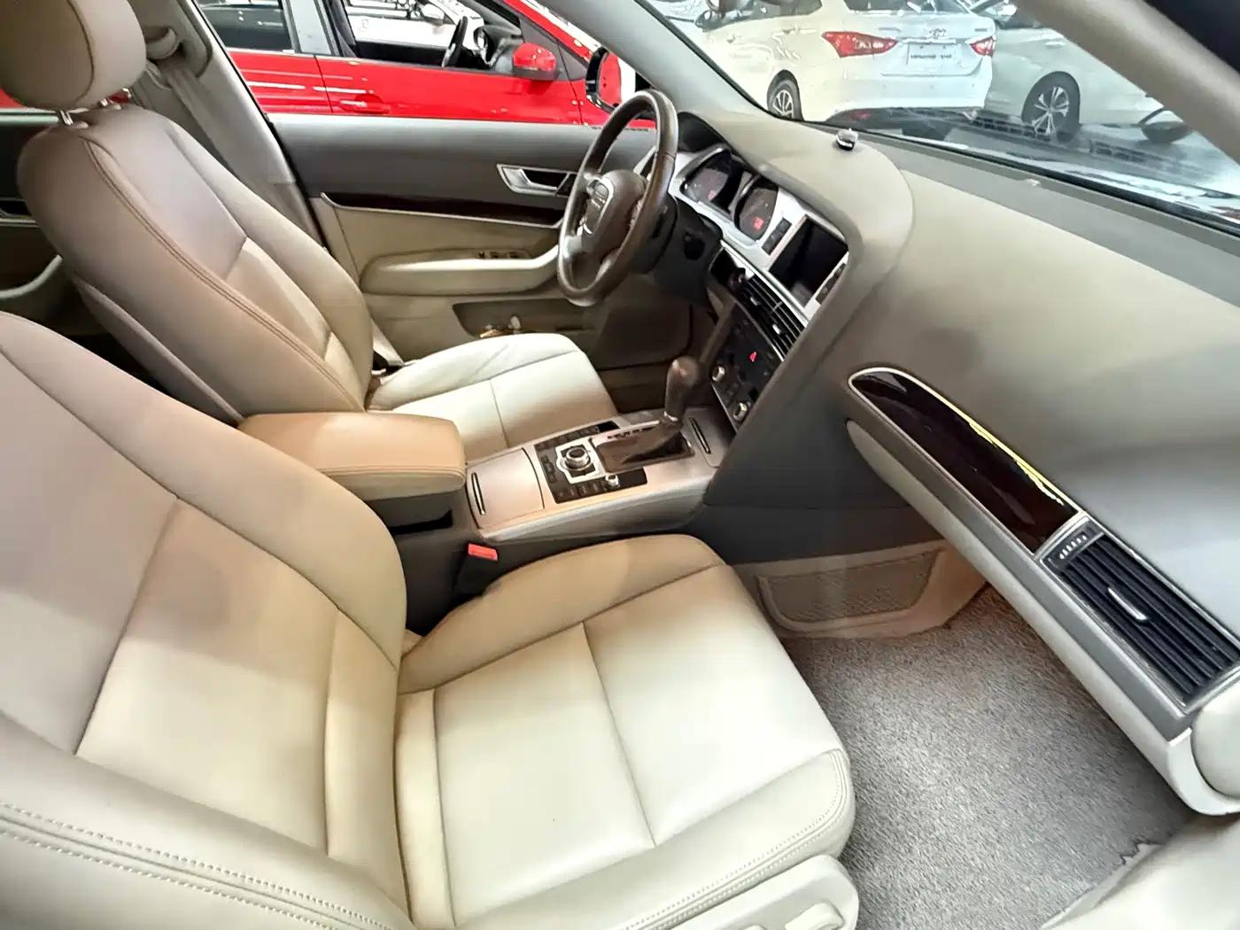 Audi A6L 2010 2010 2.0 TFSI Automatic Standard