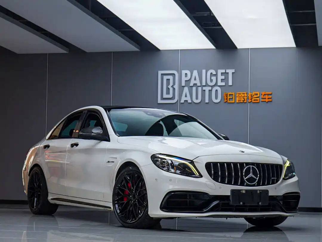 Mercedes-Benz C-Class AMG 2021 AMG C 63 фото 4