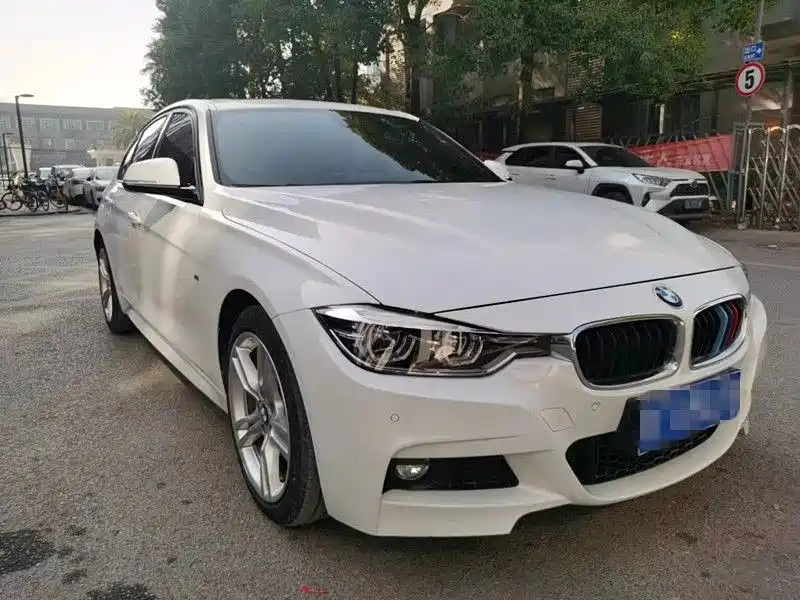 BMW 3 Series 2017 320Li Fashion фото 3