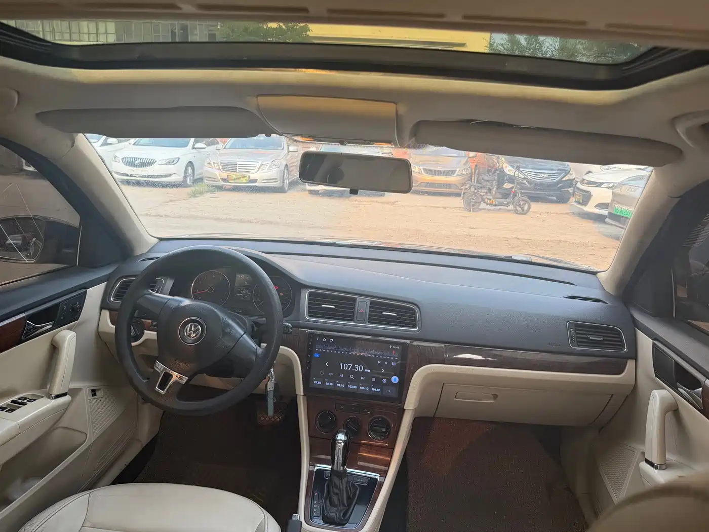 Фото 6 - Volkswagen Lavida