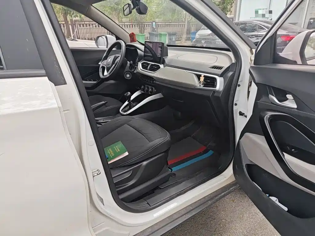 Baojun 510 2021 2019 1.5L Manual Sport Edition 73kW China VI
