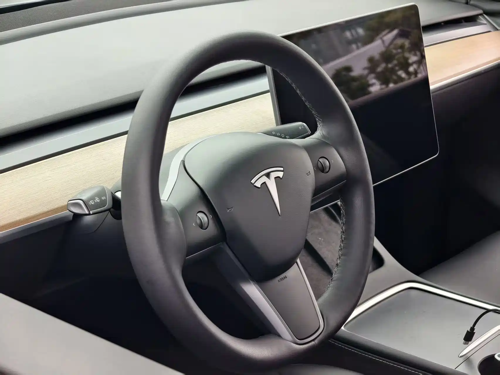 Фото 10 - Tesla Model Y