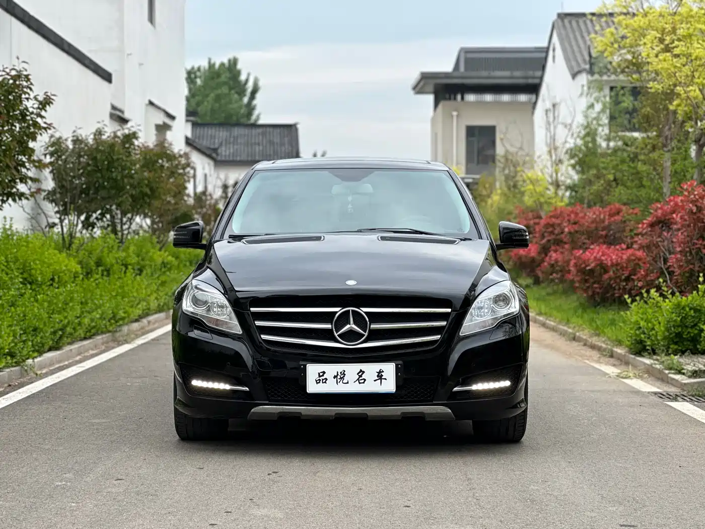 Mercedes-Benz R-Class 2017 R 320 4MATIC Business Collector's Edition фото 6