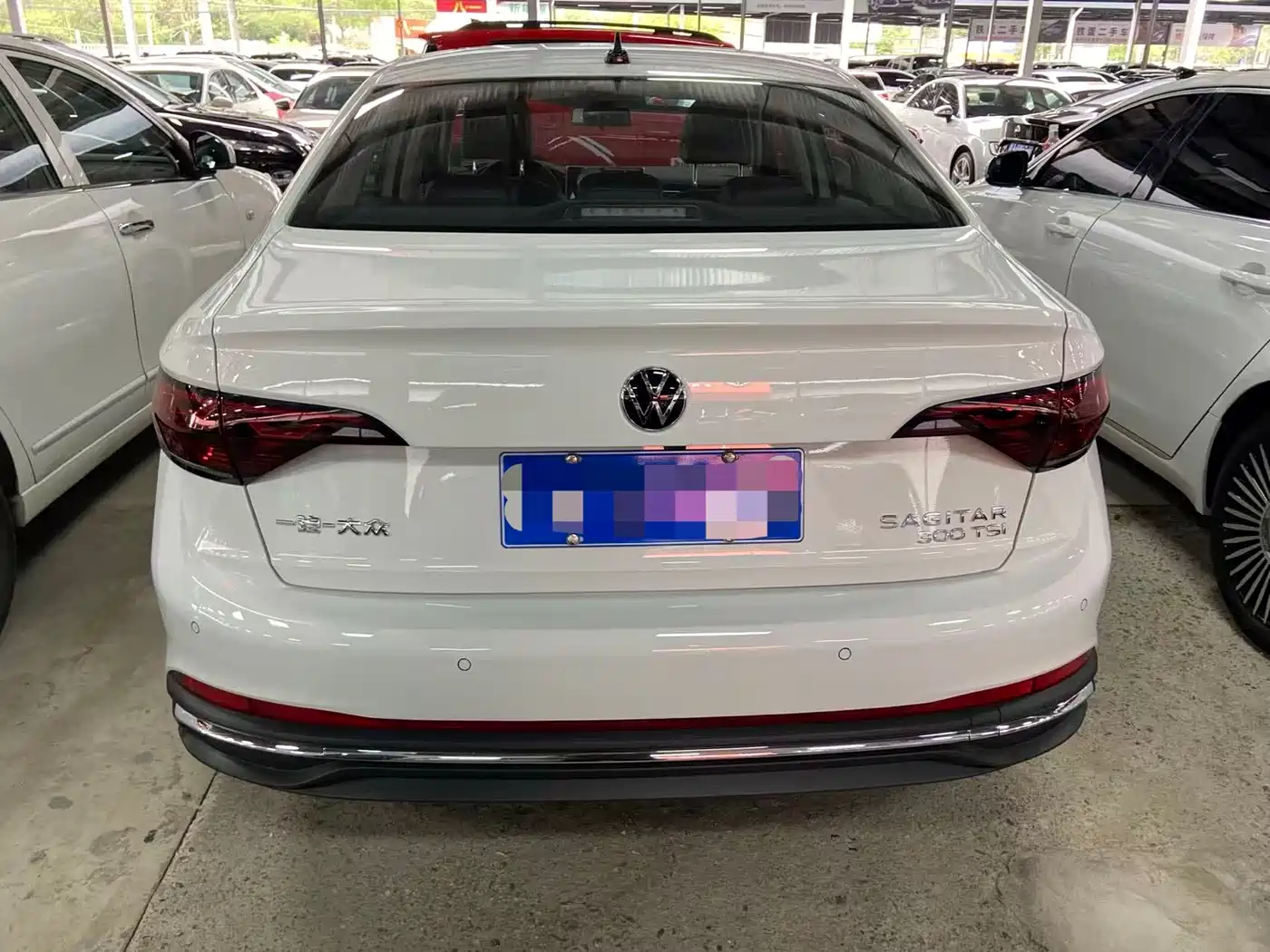 Volkswagen Sagitar 2025 300TSI DSG Surpass Edition фото 14