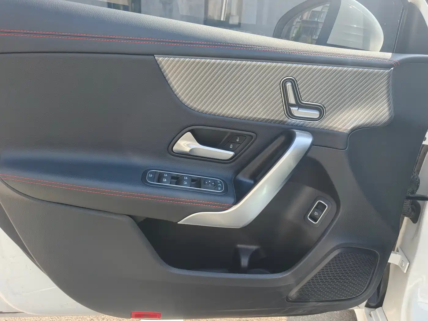 Mercedes-Benz A-Class 2023 A 200 L Fashion фото 5