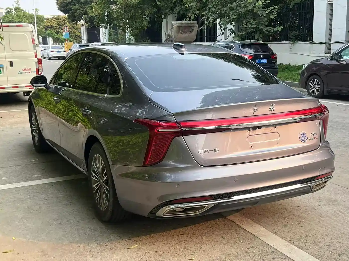 Hongqi HONGQI H5