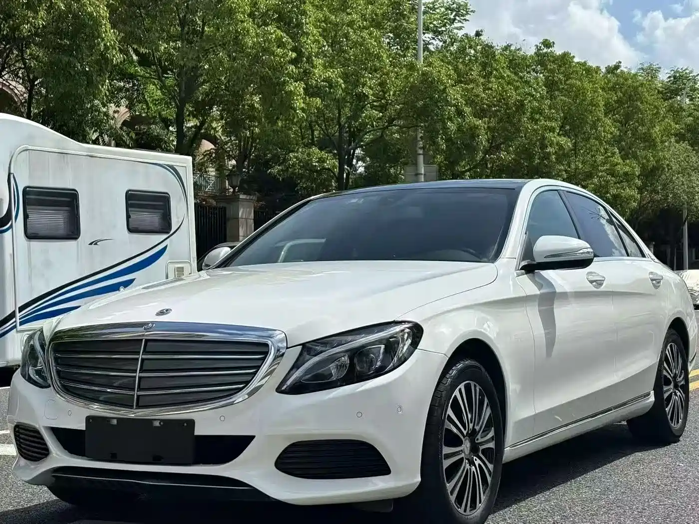 Mercedes-Benz C-Class 2016 C 200 L