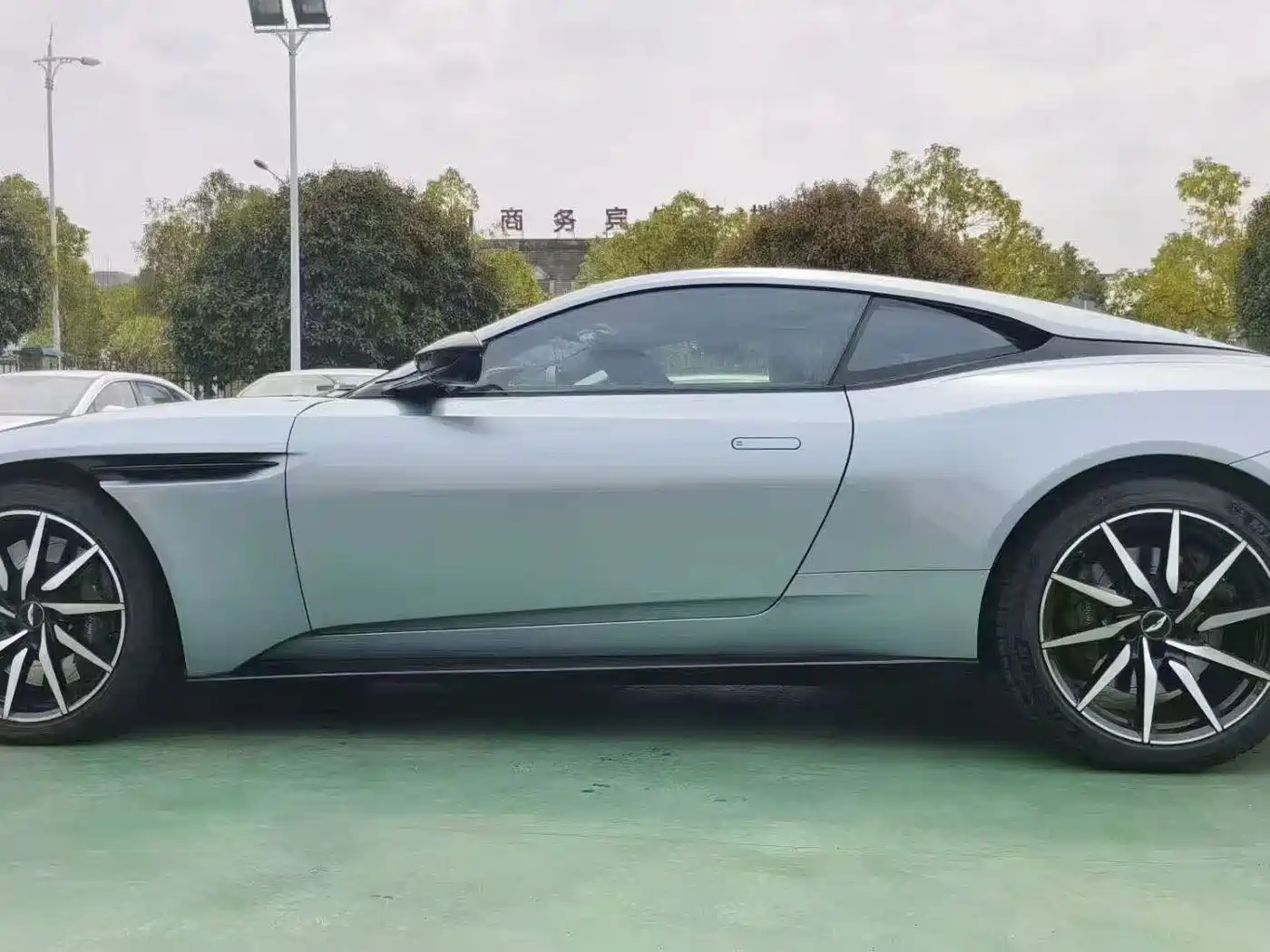 Aston Martin DB11 2019 2019 Model 4.0T V8 Coupe