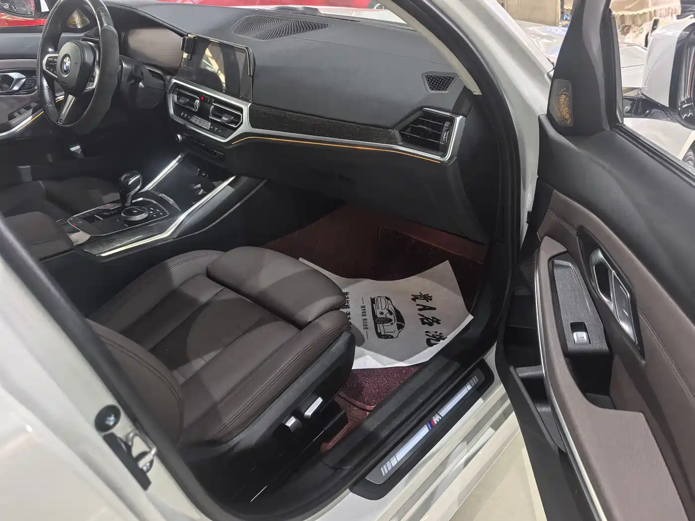 BMW 3 Series 2020 325Li M Sport Package фото 9