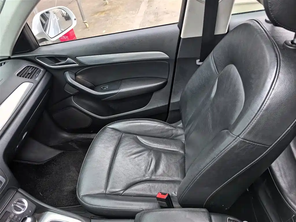Audi Q3 2013 35 TFSI Comfort фото 13
