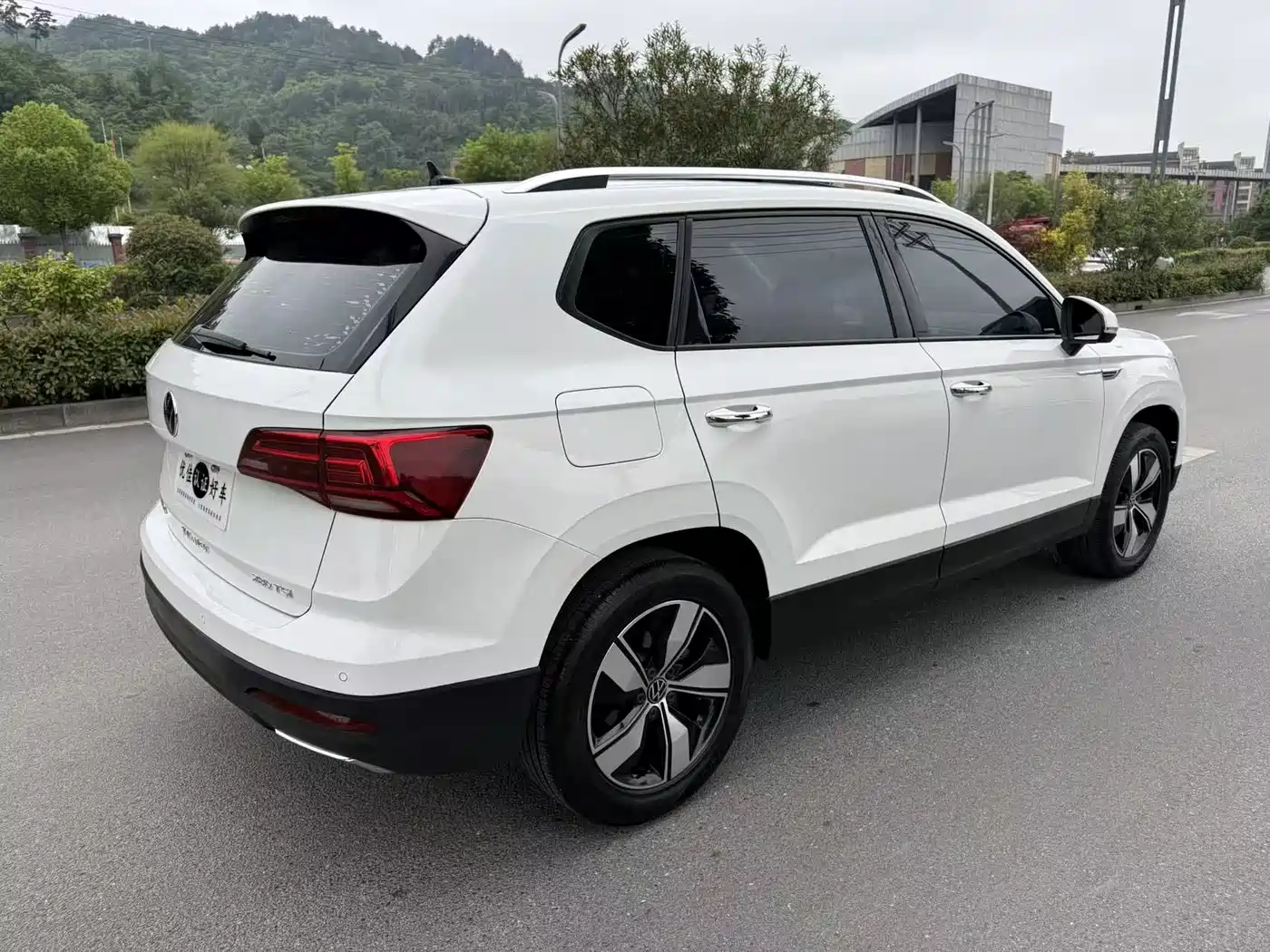 Volkswagen Tharu 2022 280TSI 2WD Comfort фото 12