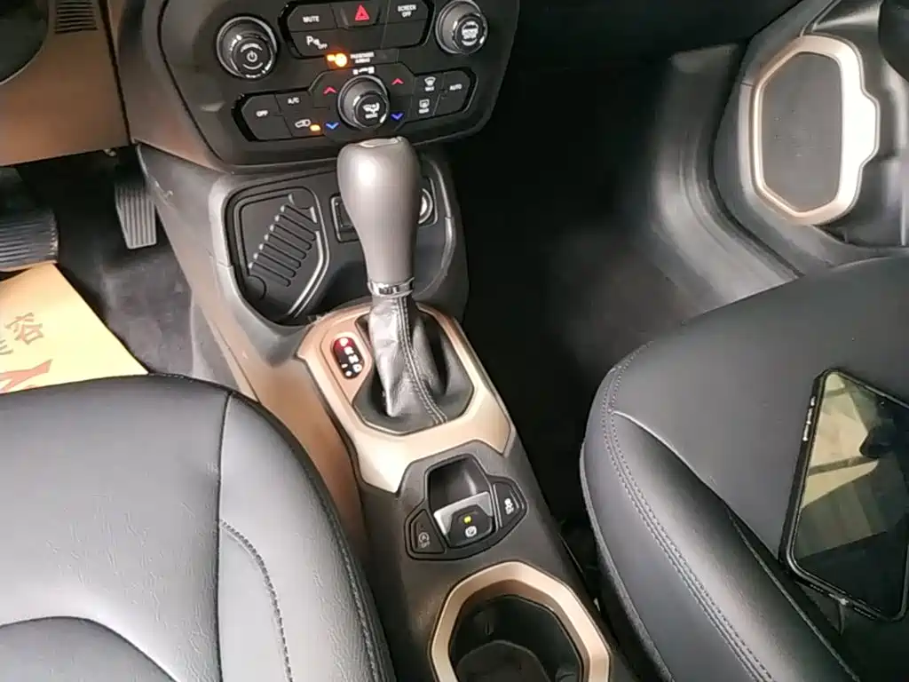 Jeep Renegade 2018 2018 Connected Large Screen Edition 180T Automatic Power
