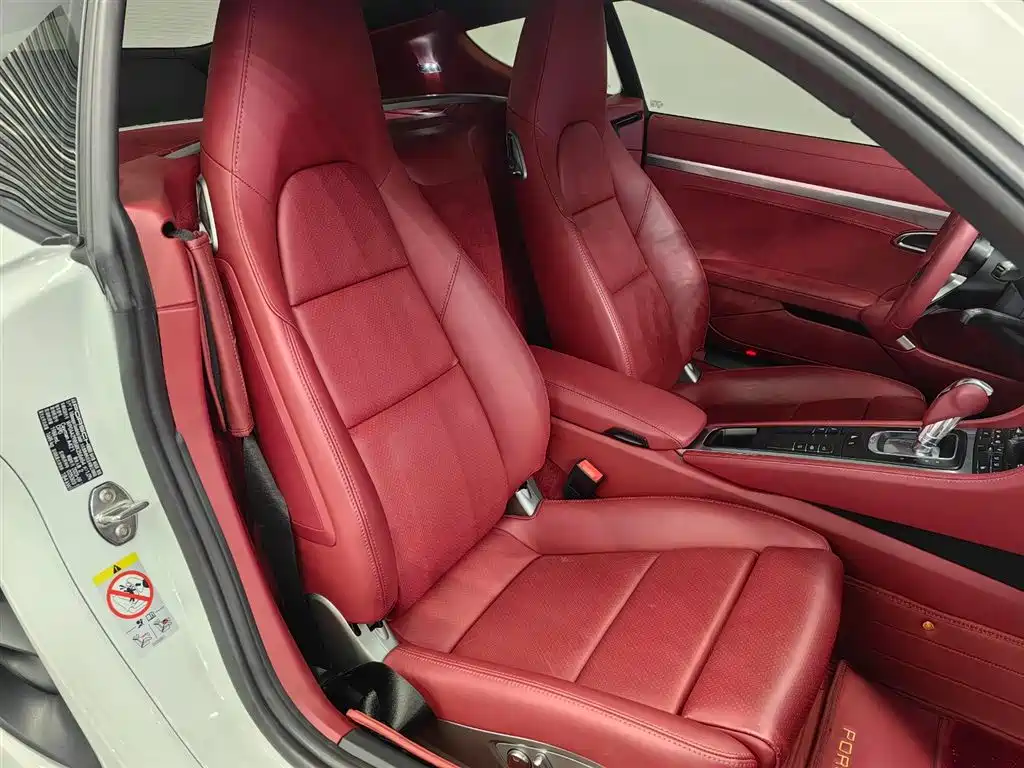 Porsche 718 2023 Cayman Style Edition 2.0T фото 10