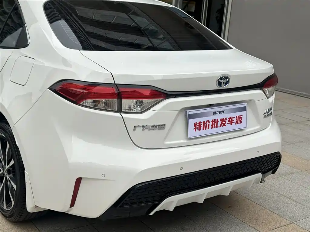 Toyota Levin 2022 Dual Engine 1.8H E-CVT Sport Edition фото 12