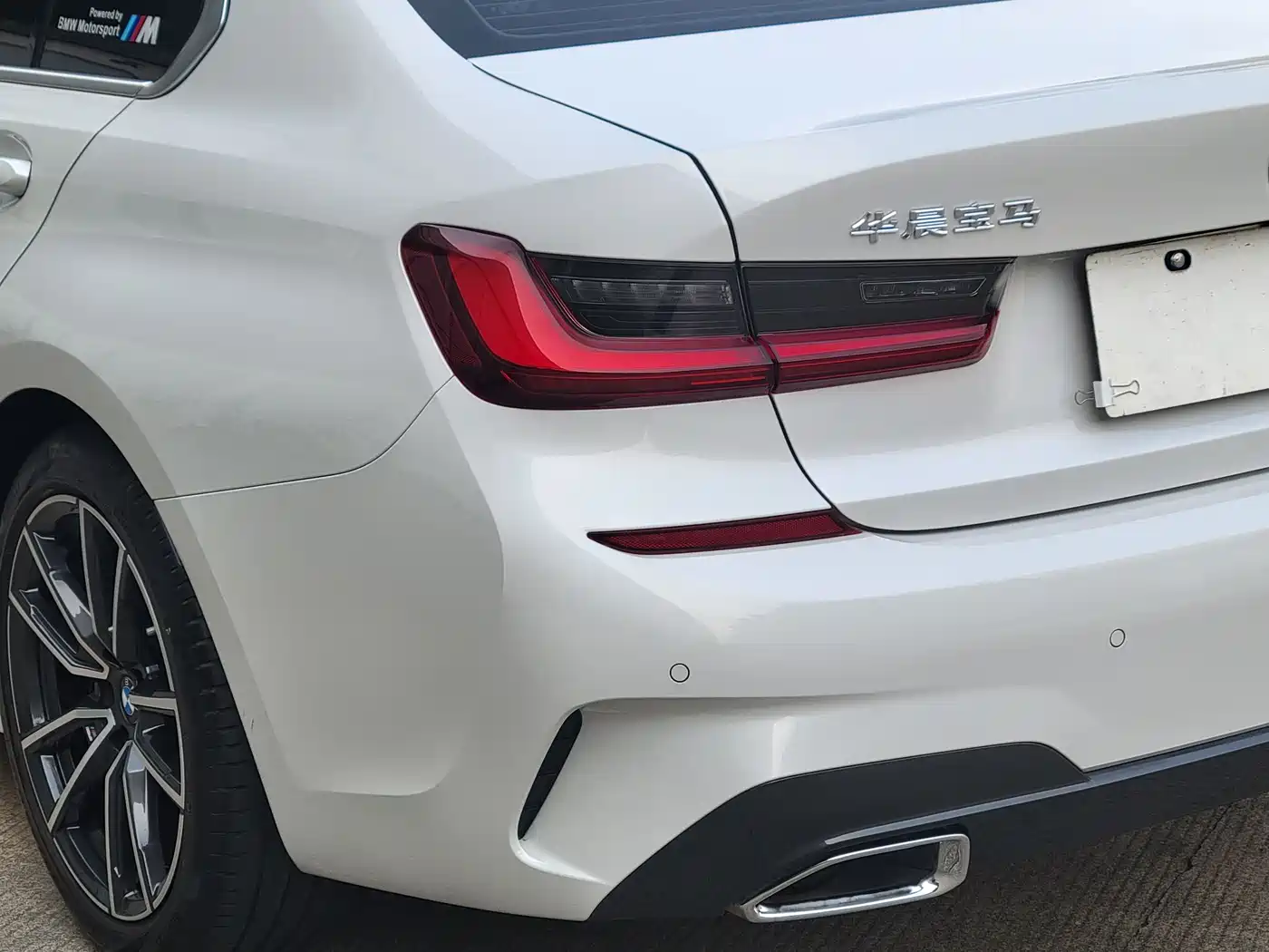 BMW 3-SERIES