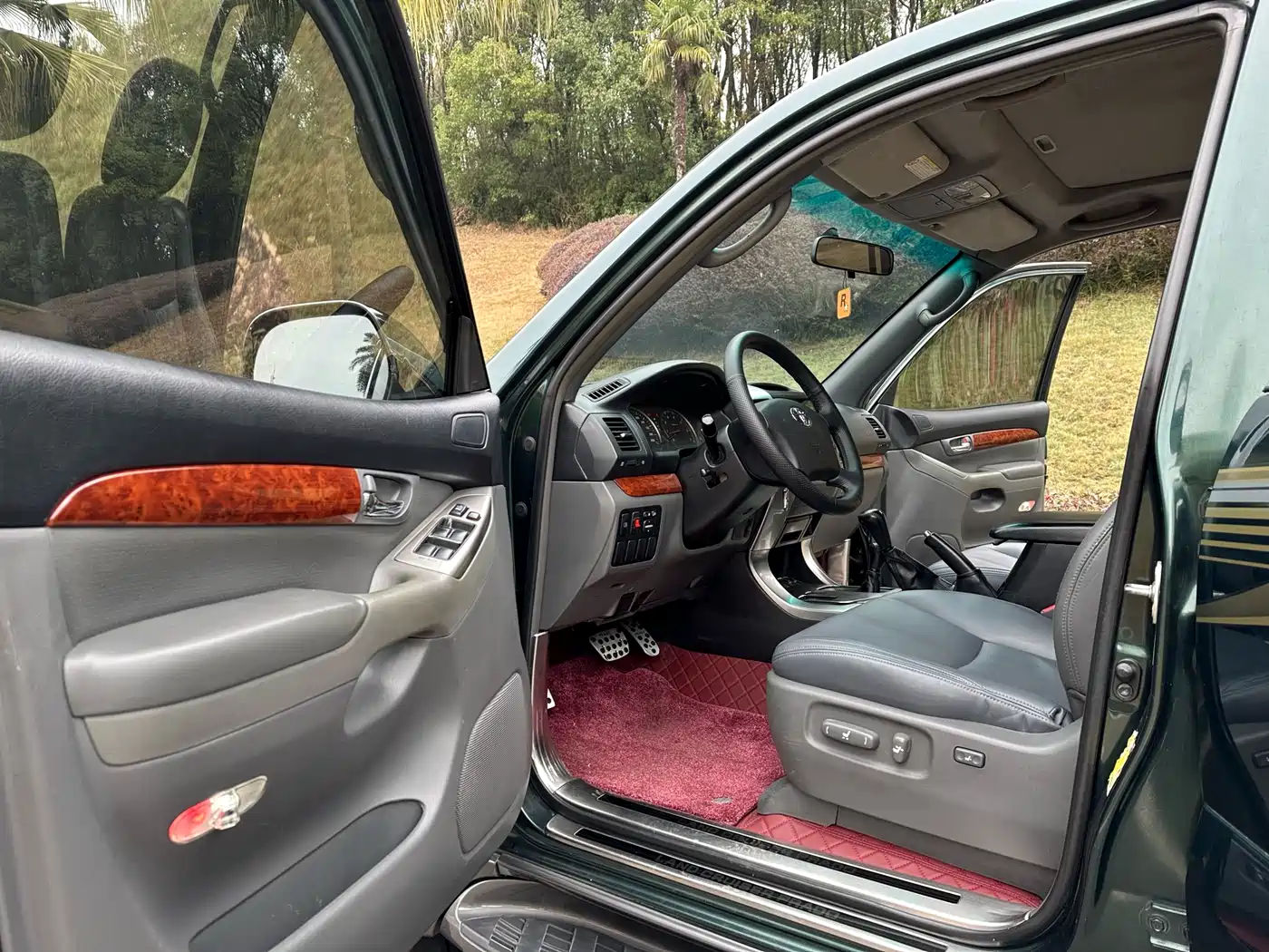 Toyota Prado 2005 Model 4.0L Automatic GX Luxury DVD Edition фото 8