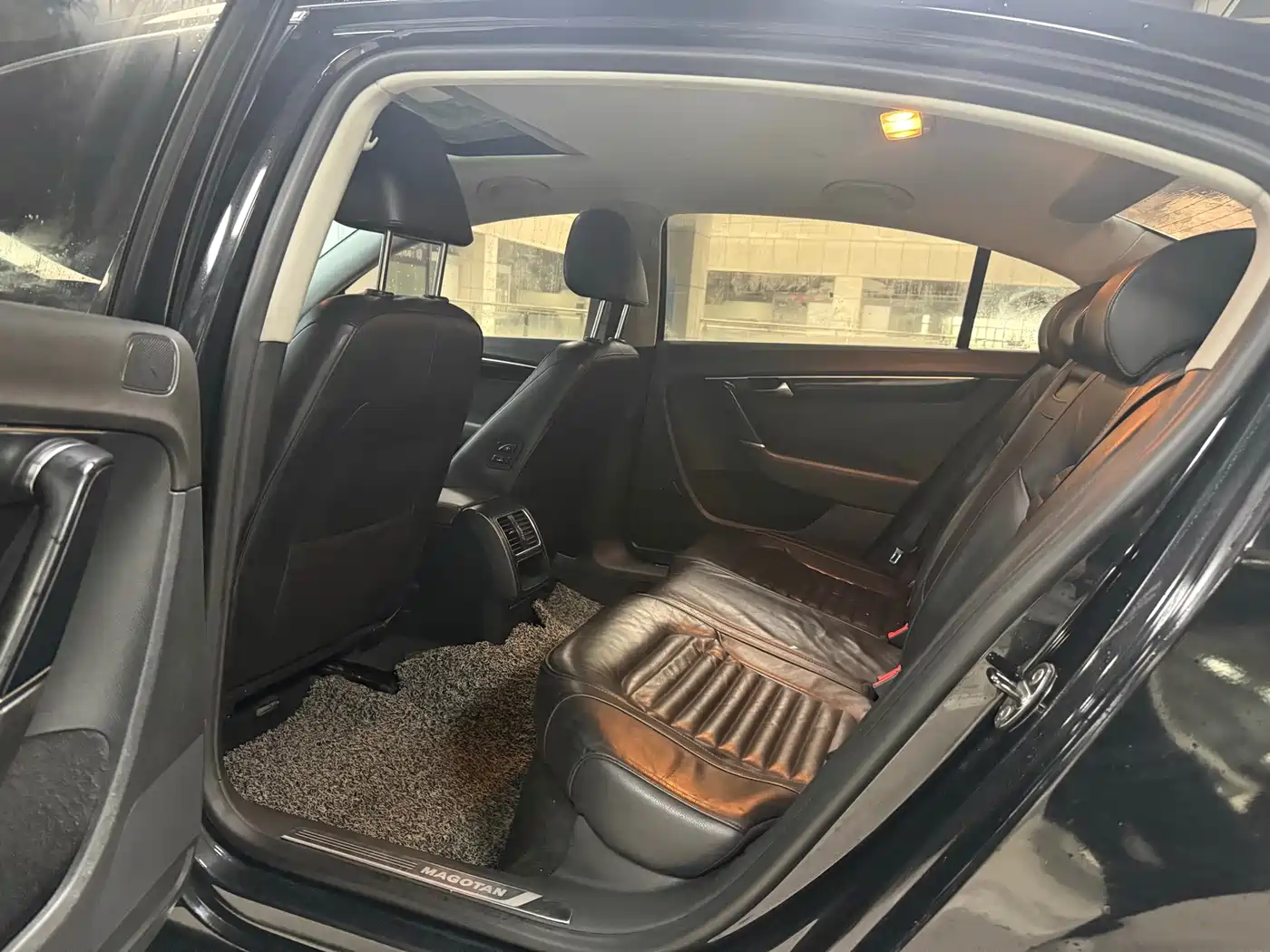 Volkswagen Magotan 2013 1.8TSI Luxury фото 8