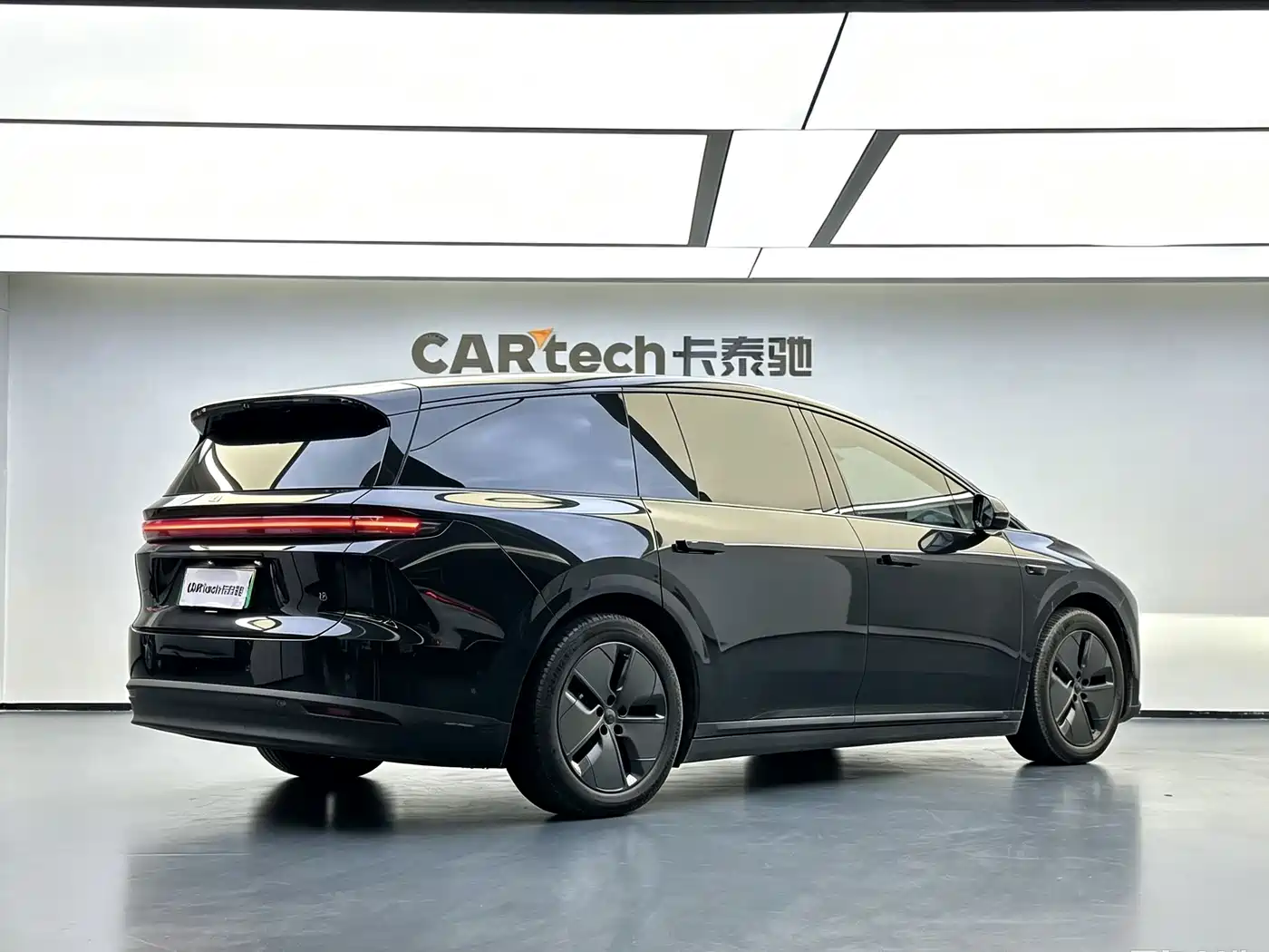 2026 Li Auto Li i8