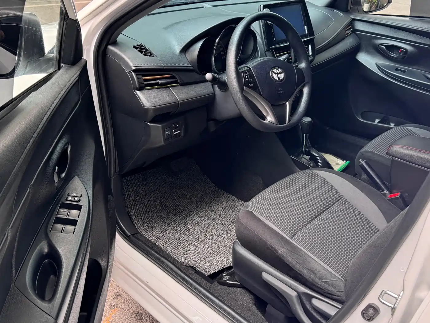 Toyota Vios FS 2021 1.5L CVT Fengchao Edition фото 9