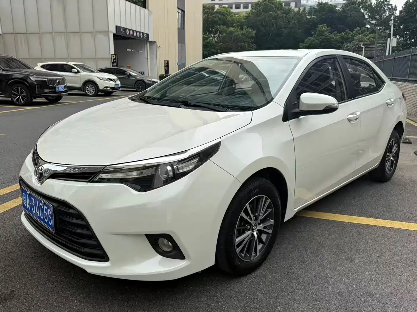 Toyota Levin 2014 1.6G CVT Elite Edition фото 3