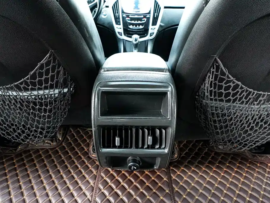 Cadillac SRX 2014 3.0L Elite Model фото 16