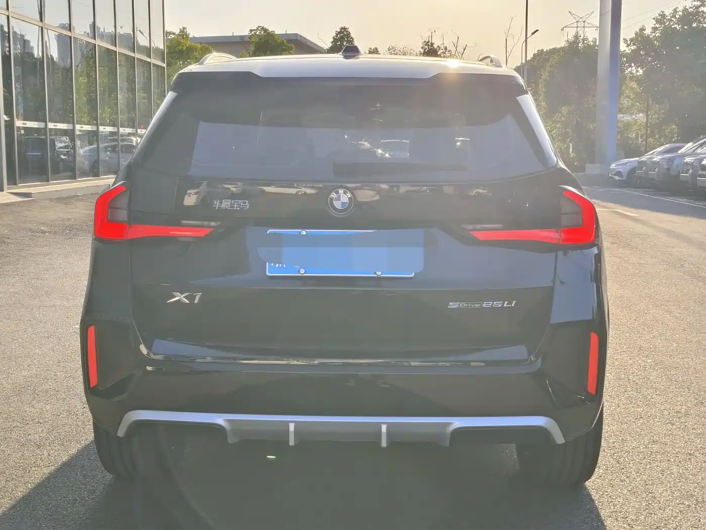 BMW X1 2026 Model Year sDrive25Li M Sport Package фото 17