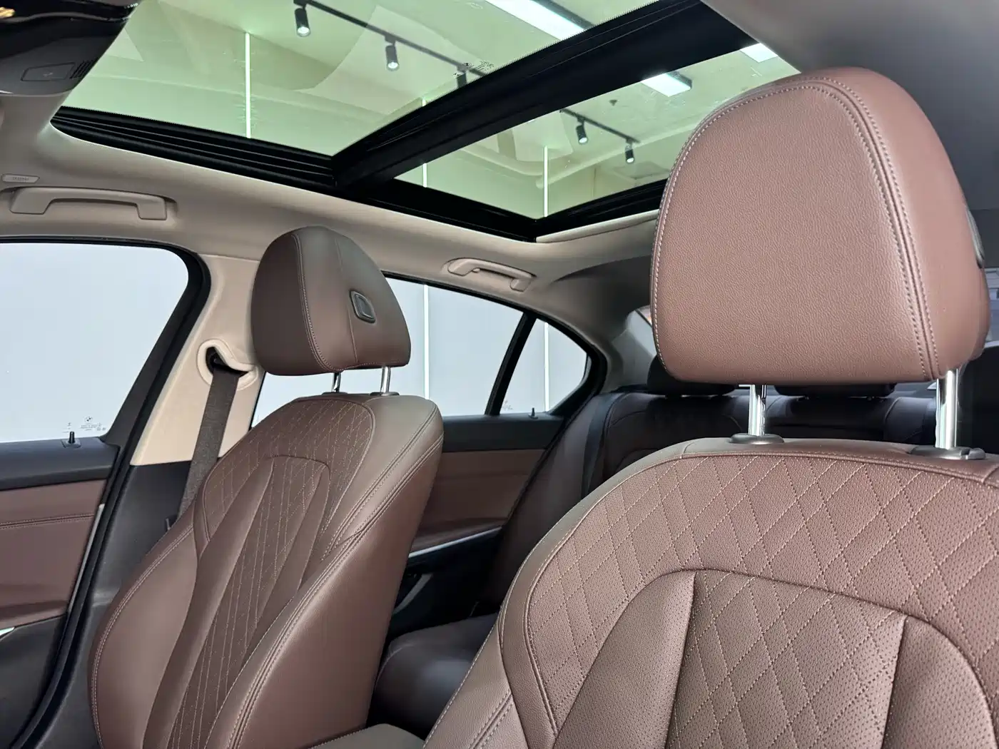 BMW i3 2022 eDrive 35 L фото 40