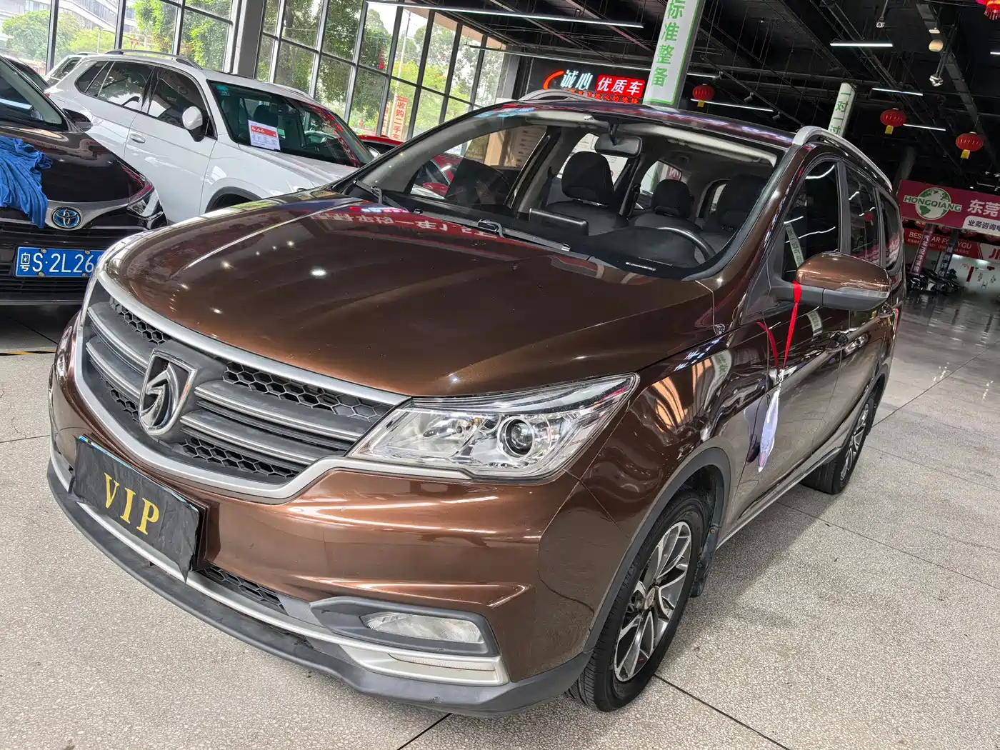 Baojun 730 2019 2019 1.5L Manual Fashion Version 7-Seater China V