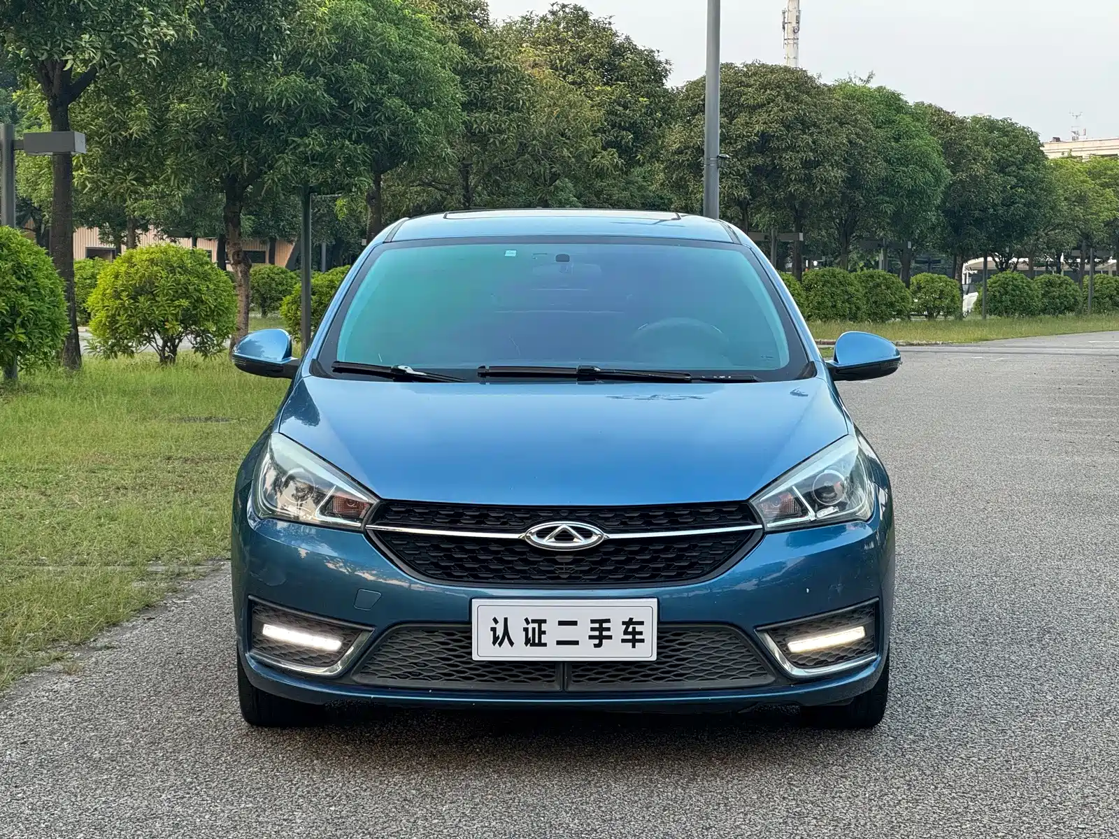 Photo 2 - Chery Arrizo 5