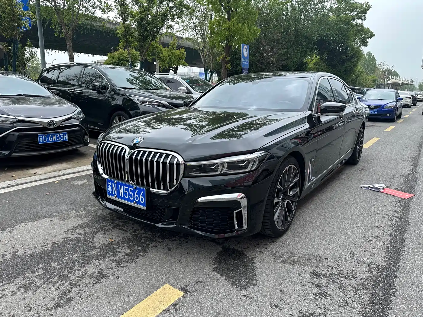 BMW 7 SERIES
