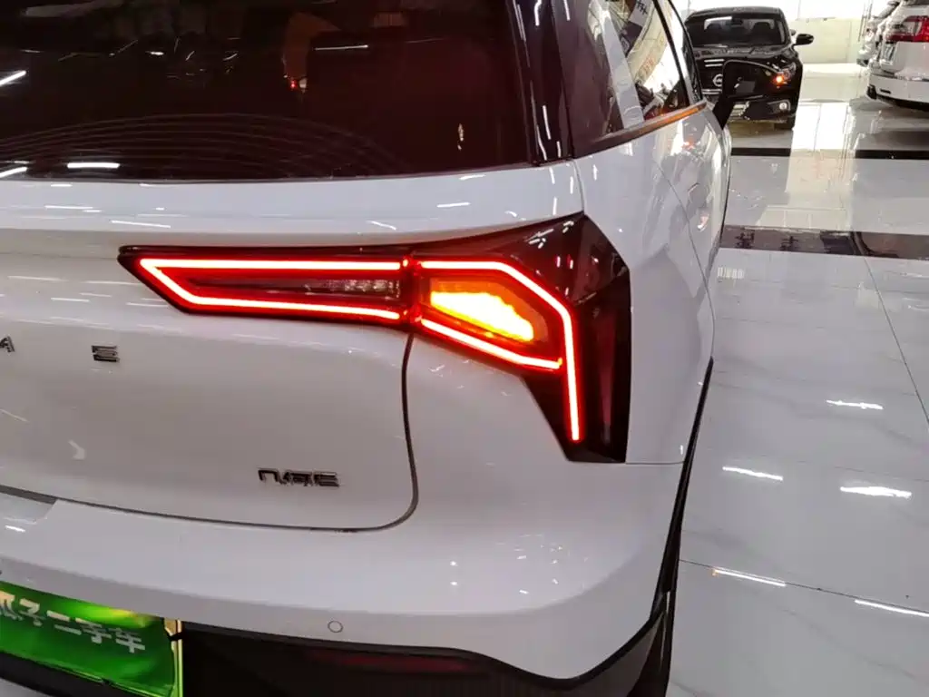 Geely Geometry E Firefly 2024 2024 401km Starlight