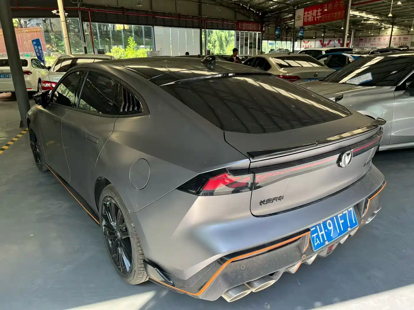 CHANGAN UNI-V