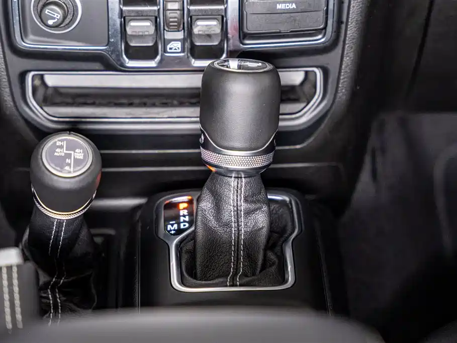 Jeep Wrangler 4xe 2021 2021 4-Door 2.0T 4xe Sahara