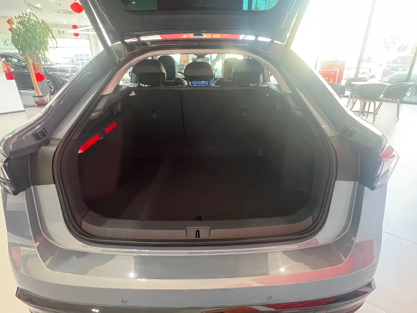 VOLKSWAGEN ID.7 VIZZION