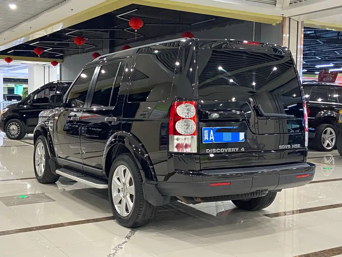 Land Rover Discovery 2013 3.0 SDV6 HSE Diesel фото 9