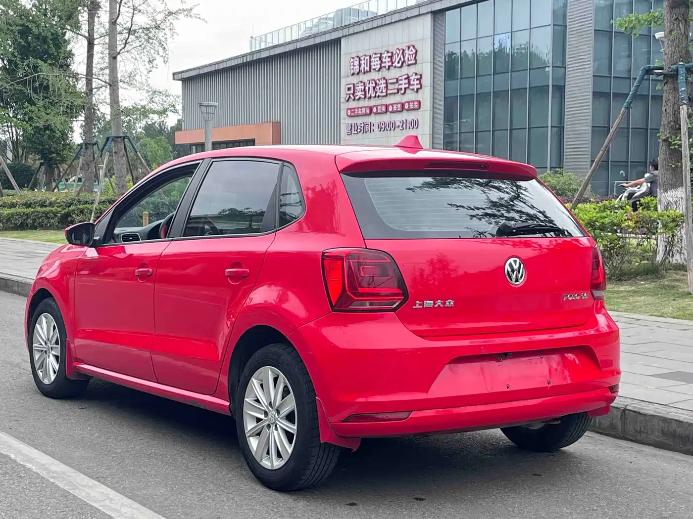 Volkswagen Polo 2014 1.6L Automatic Comfort Edition фото 15