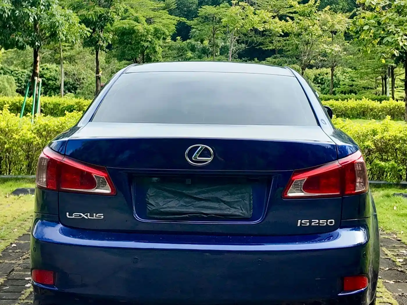 Фото 20 - Lexus IS