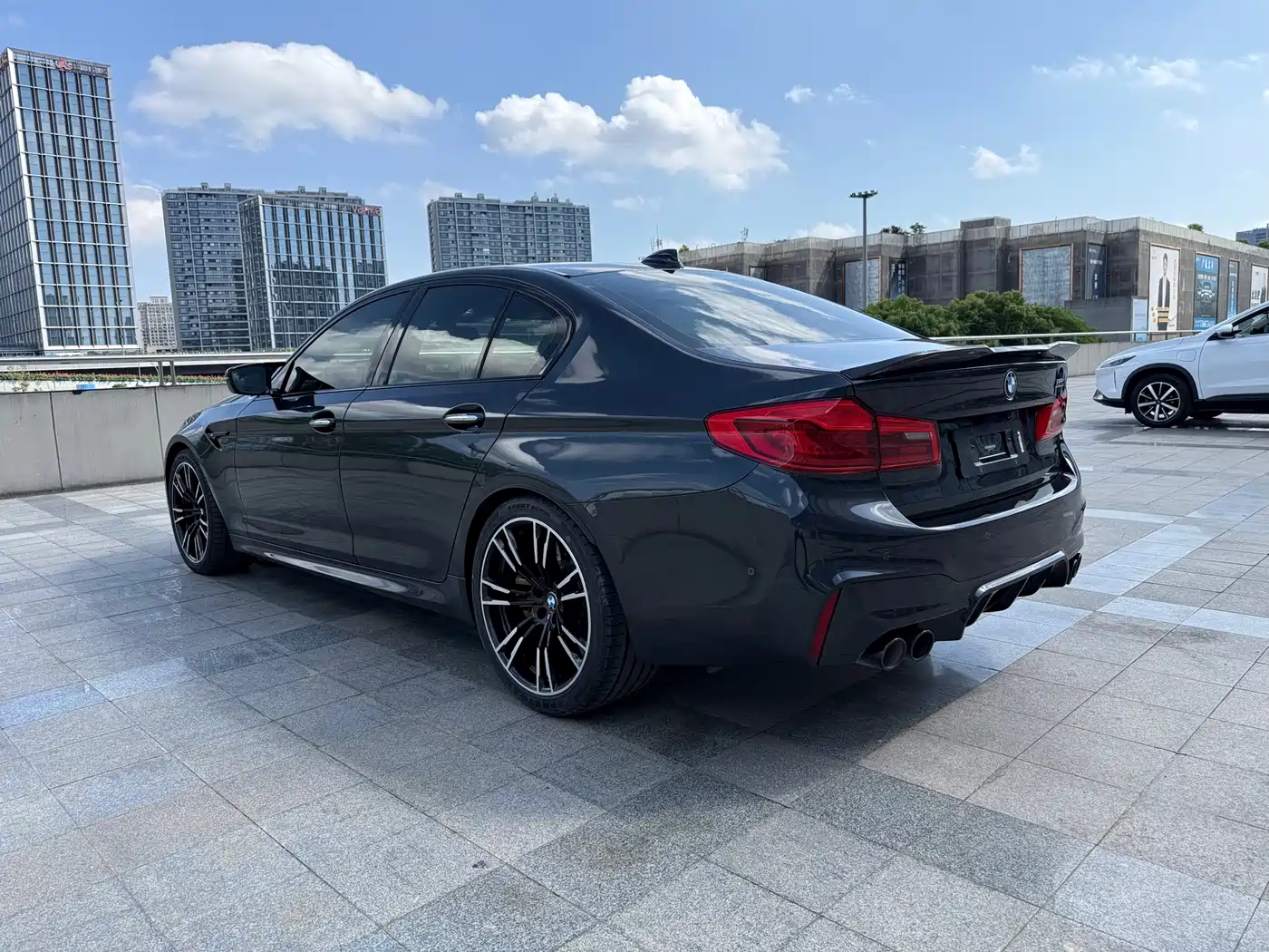 BMW M5 2018 M5 фото 18