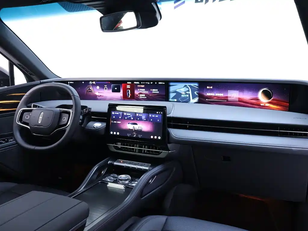 LINCOLN NAVIGATOR