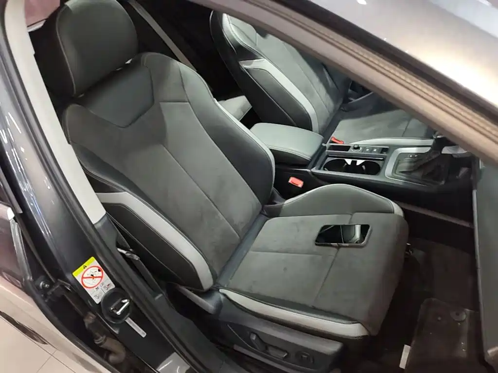 Audi Q3 2023 2022 35 TFSI Progressive Dynamic