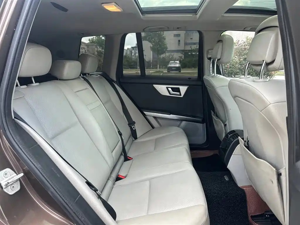 Mercedes-Benz GLK-Class 2013 Facelift GLK 300 4MATIC Luxury фото 20