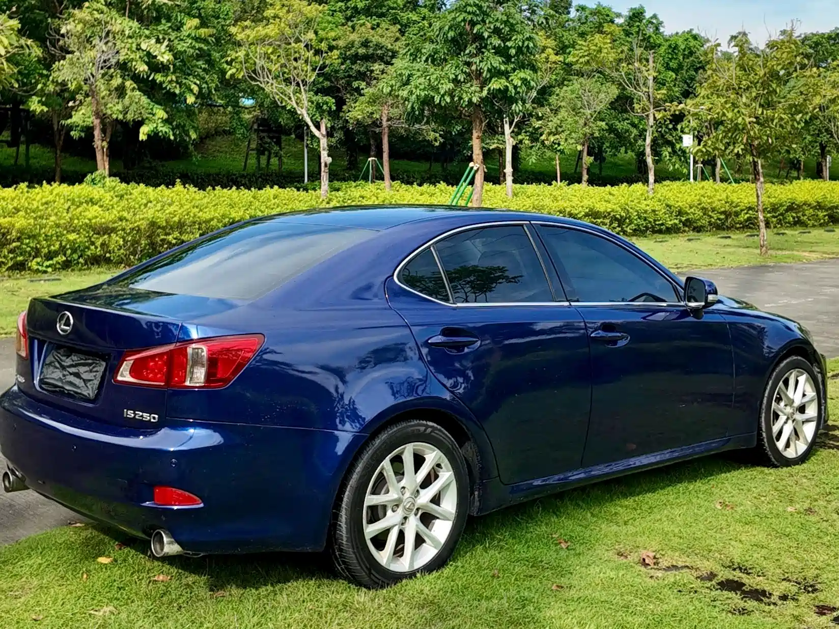 Фото 24 - Lexus IS