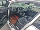 Фото 23 - Ford Edge