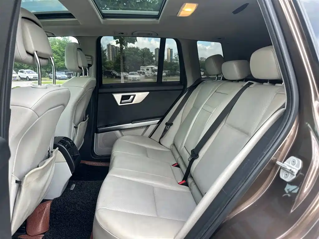 Mercedes-Benz GLK-Class 2013 Facelift GLK 300 4MATIC Luxury фото 14