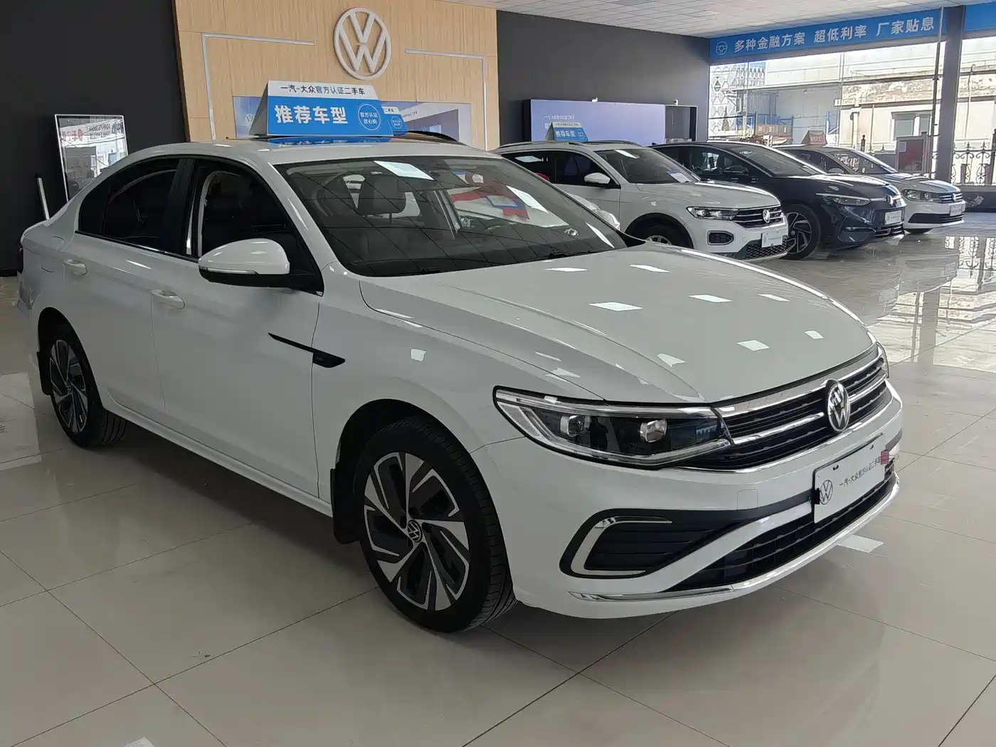 Volkswagen Bora 2025 200TSI DSG Joy Ride Navigation Edition фото 4