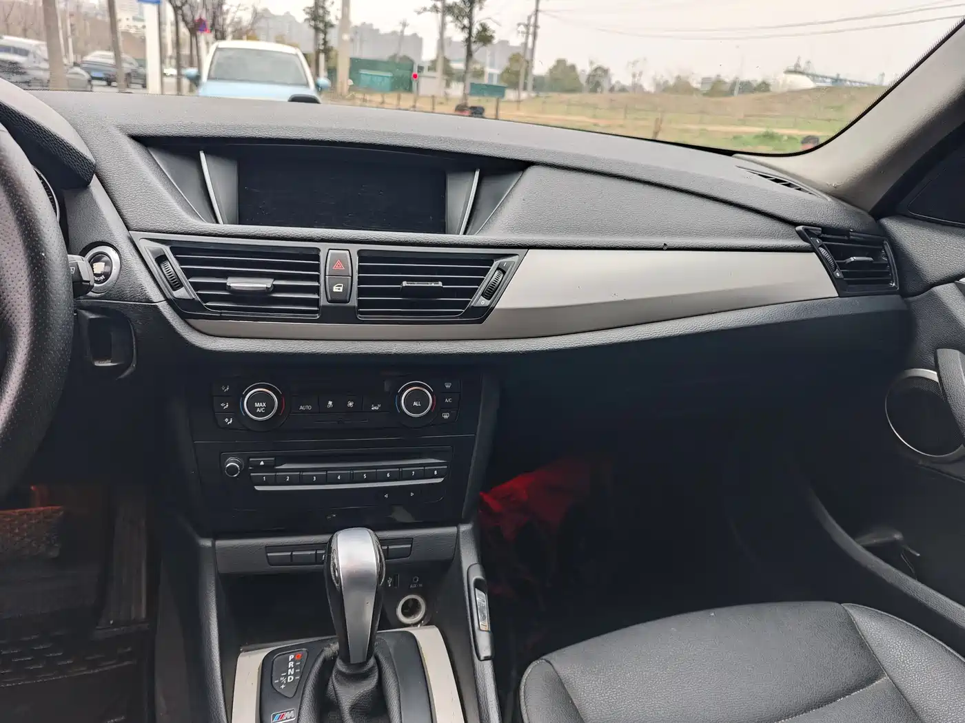BMW X1 (Import) 2012 sDrive18i Luxury фото 11