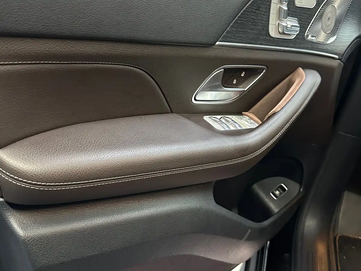 Mercedes-Benz GLE 2023 GLE 450 4MATIC Dynamic фото 10