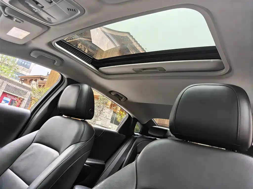 Chevrolet Malibu XL 2017 1.5T Auto Sport Edition фото 14