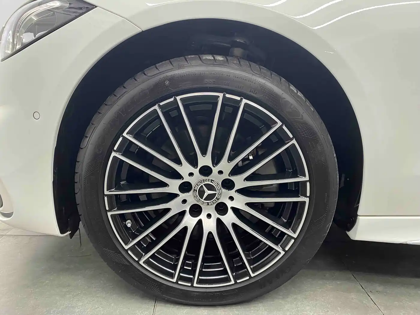 Mercedes-Benz C-Class 2024 C 200 L Sport Edition фото 6